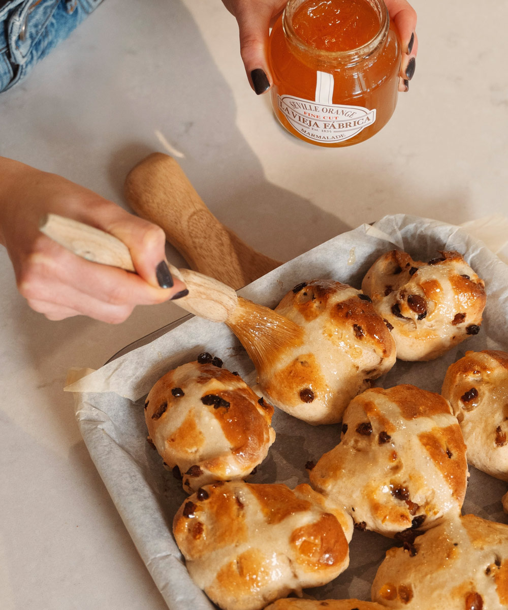 Glazed Hot Cross Buns Recipe
